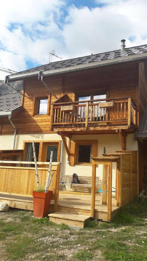 Le Chalet De Lili Névache Exterior photo
